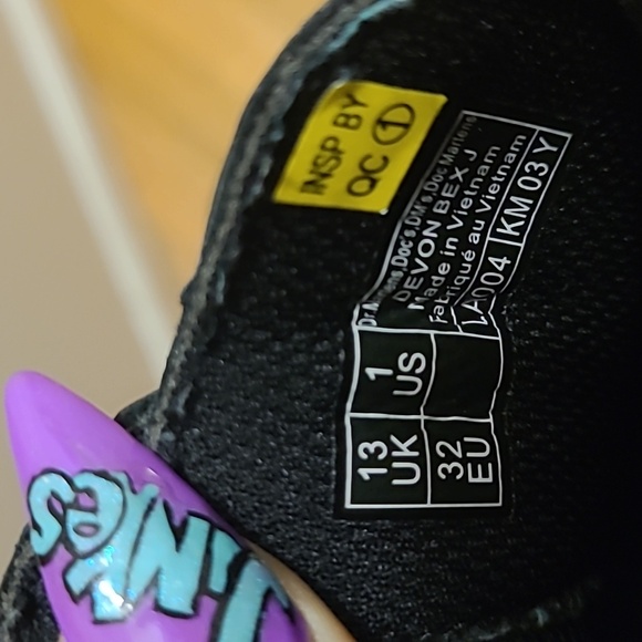 Dr. Martens Devon Bex Star Buckle Leather Black Ankle Boots Kids Size US 1 - Picture 4 of 5